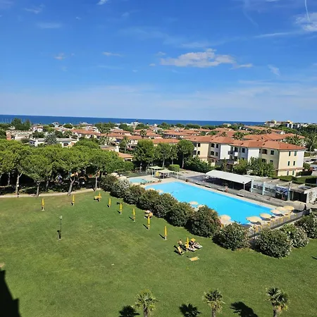 At Night On The Sea 3*